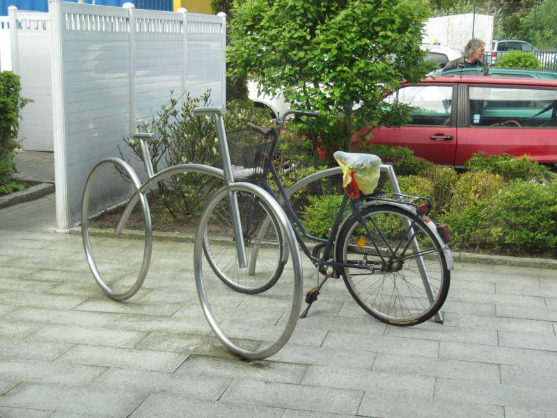 außergewöhnlicher Fahrradstaender