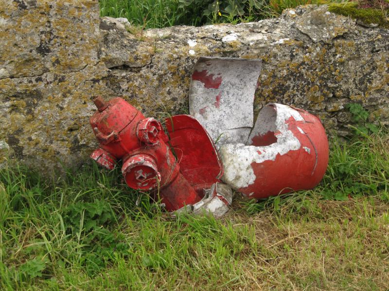 angefahrener Hydrant