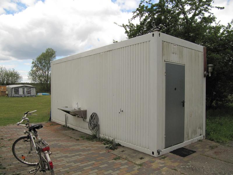 Sanitärcontainer 1