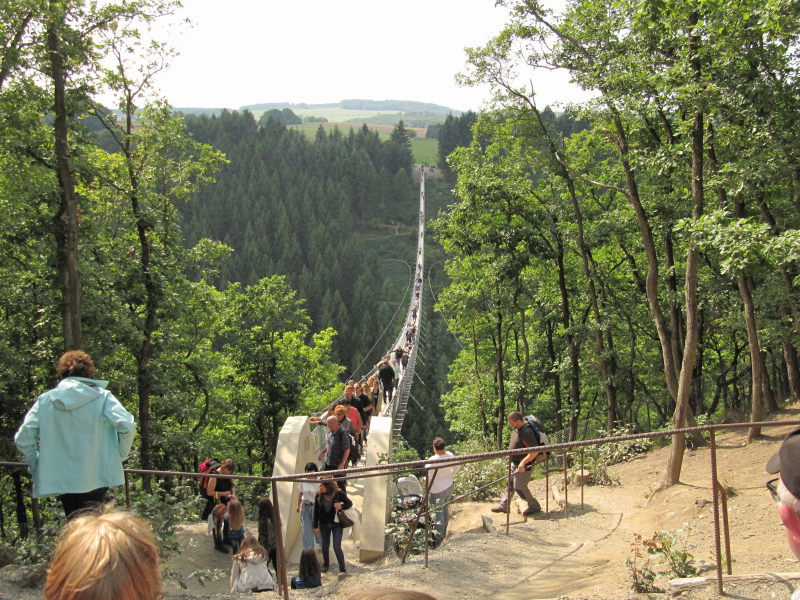 Mörsdorf Hängebrücke total