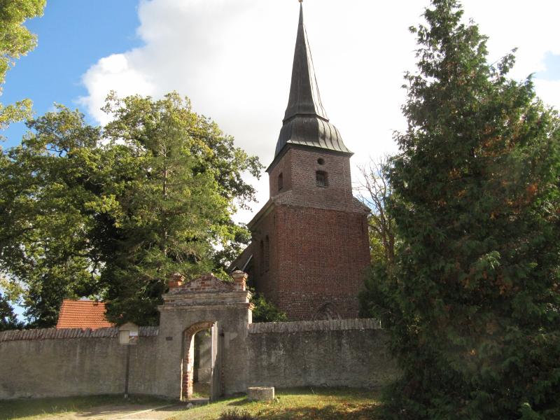 Mellenthin-Kirche-Turm