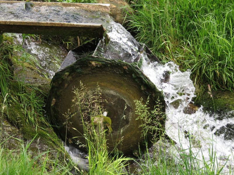 Japanischer Garten Wasserrad