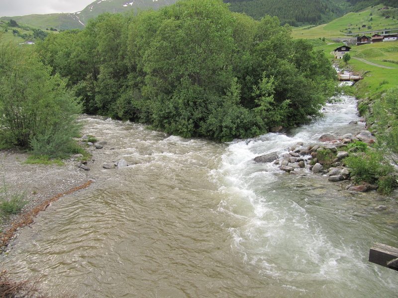 Bach und Rhein