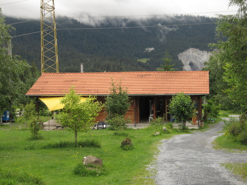 Das Haupthaus auf dem Platz