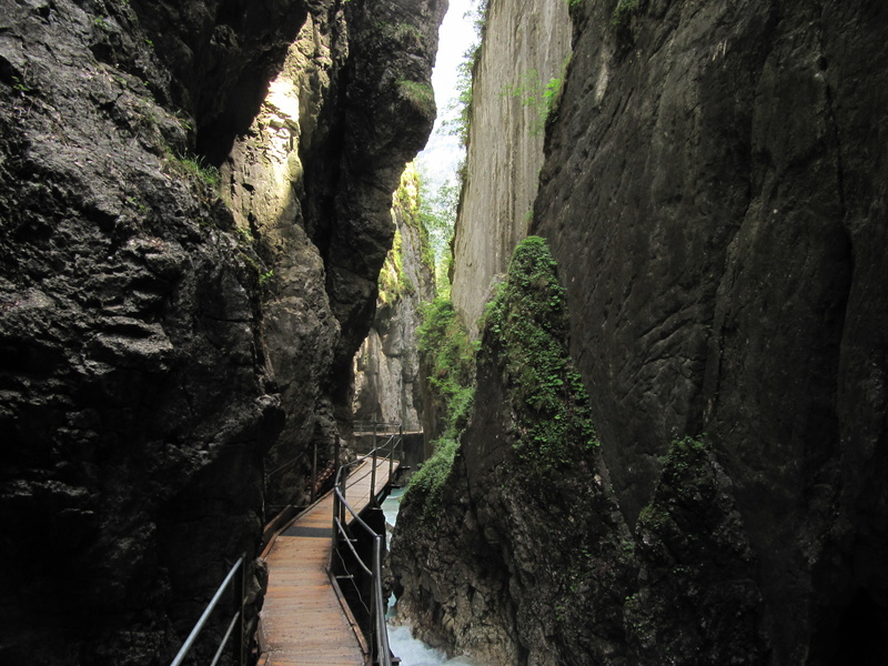 in der Klamm eng