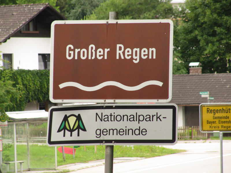 Schild großer Regen