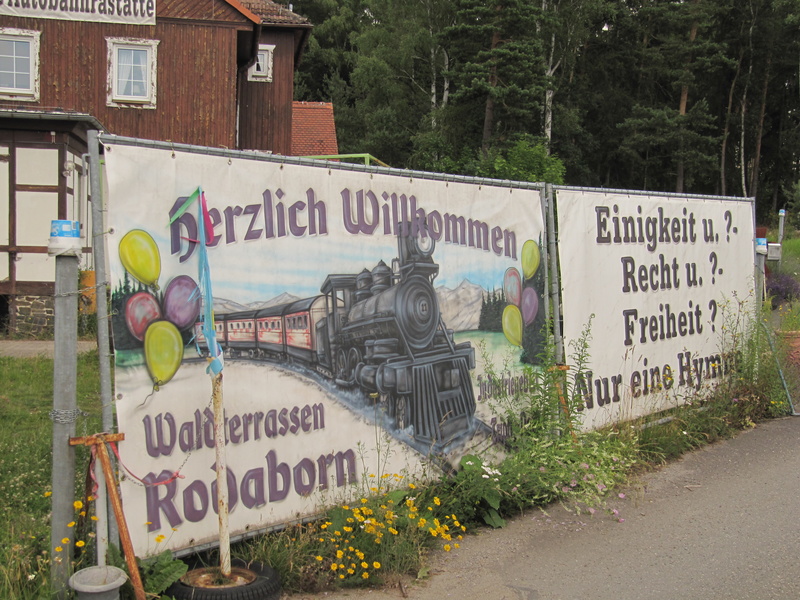 Schild Waldterrassen Rodaborn