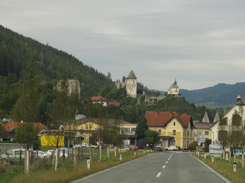 Friesach Ortseinfahrt