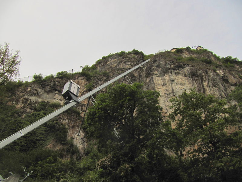 Der Lift zur Burg