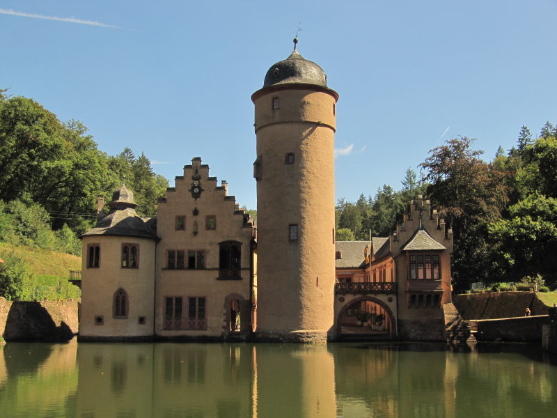 Schloss Mespelbrunn 2