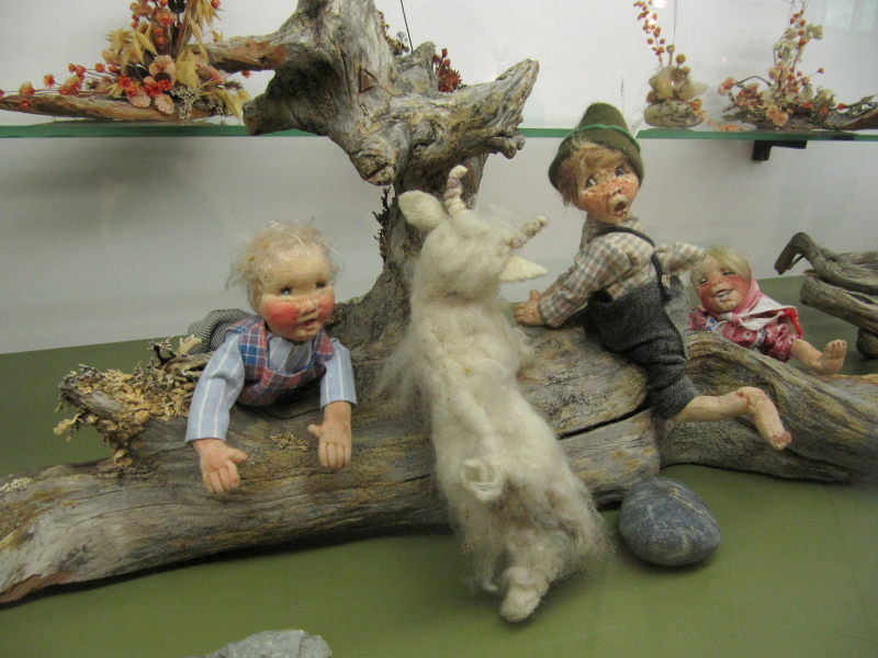 Elli Riehls Puppenwelt 11