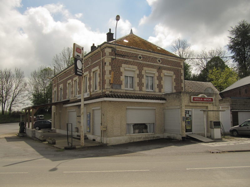 Mon Idee Tankstelle Aufnahme von 2019