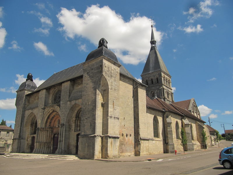 Wassy Kirche außen