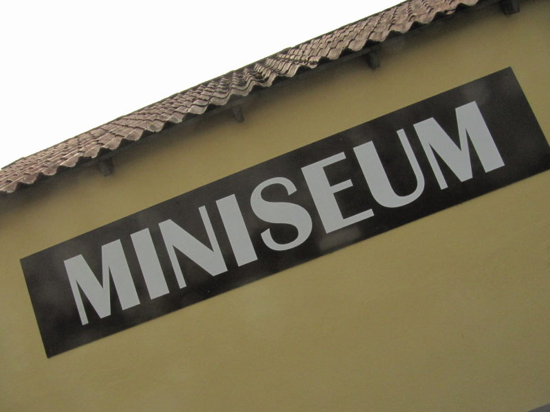 Miniseum 2