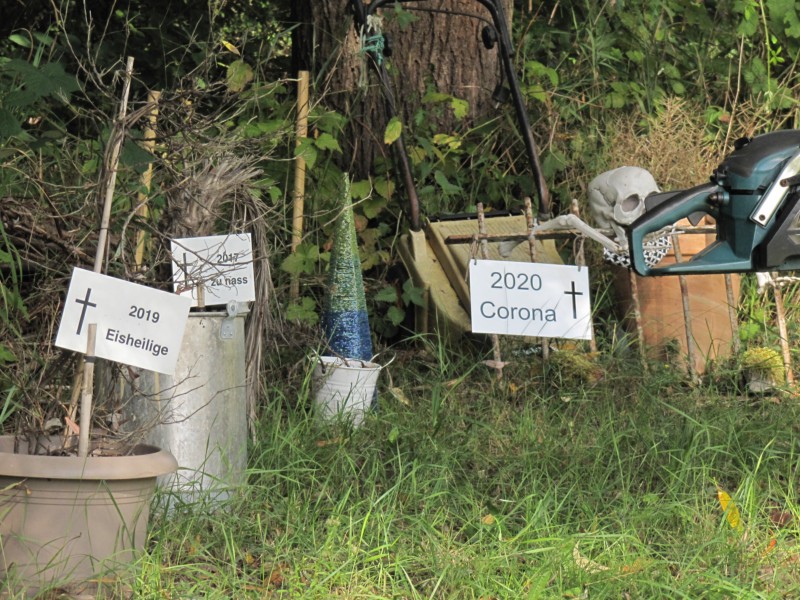 Campingplatz Dömitz Friedhof der Dinge