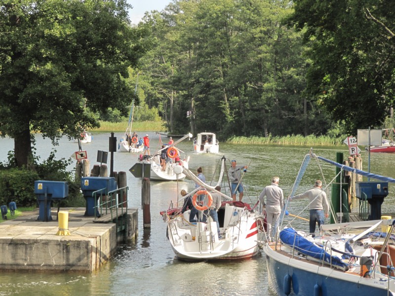 An der Schleuse Guzianka 3