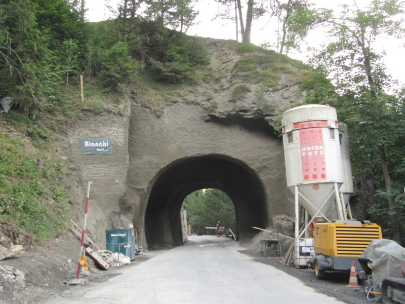 Gang nach Valendas zum Dorfladen 8