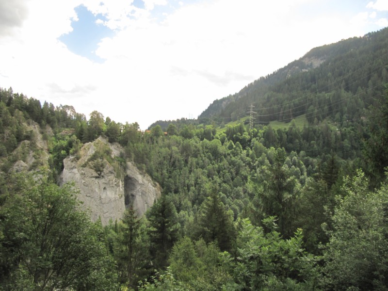 Gang nach Valendas zum Dorfladen 9