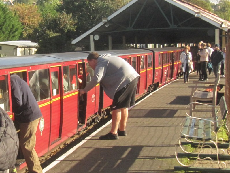 Romney, Hythe and Dymchurch Railway 4