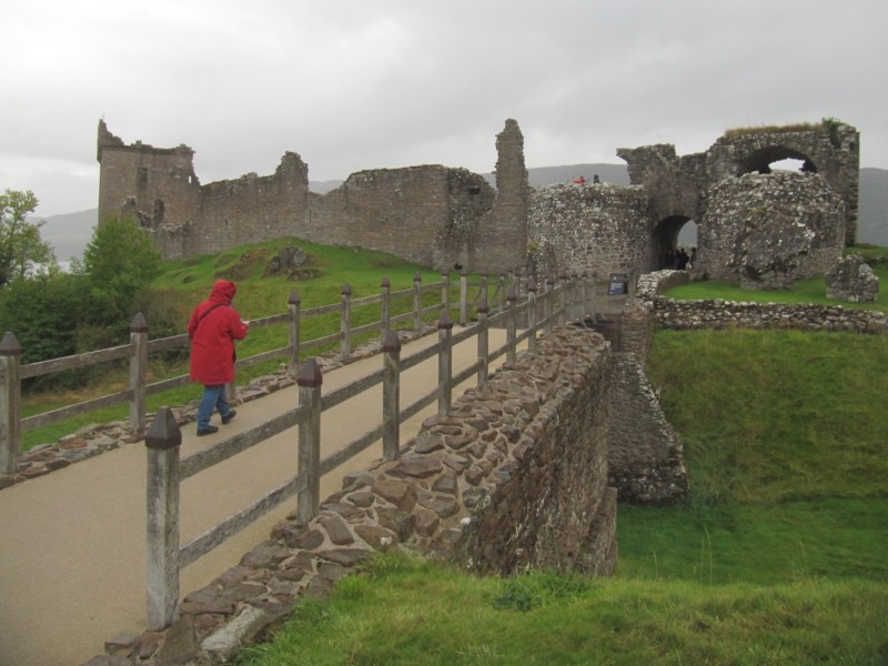 Urquhart Castle 3