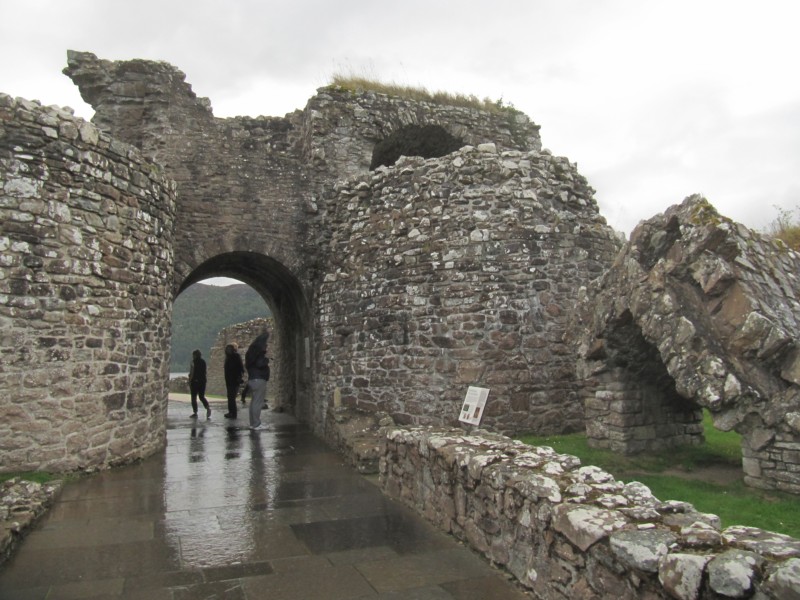 Urquhart Castle 4