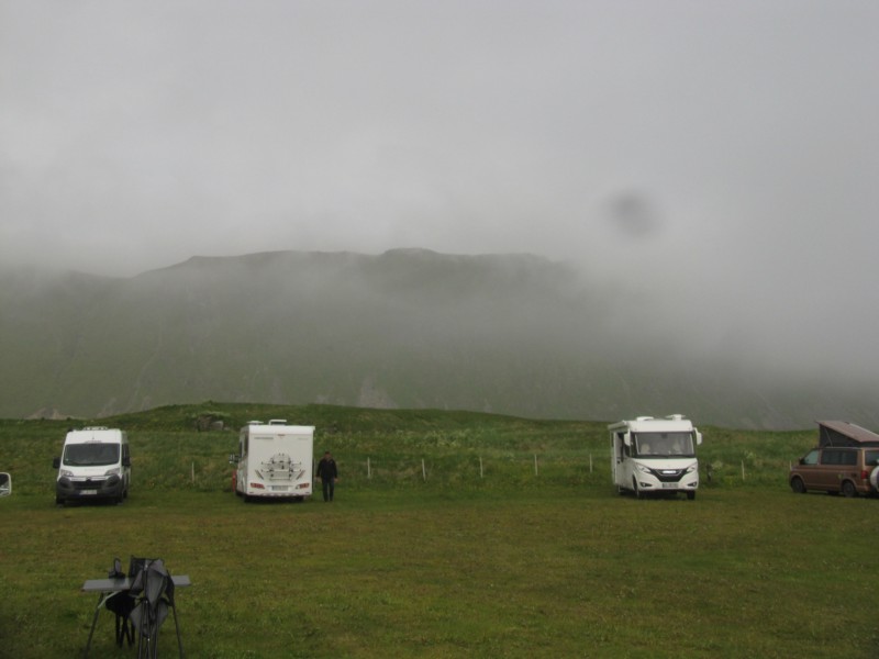 Morgennebel über Fredvang-Camping