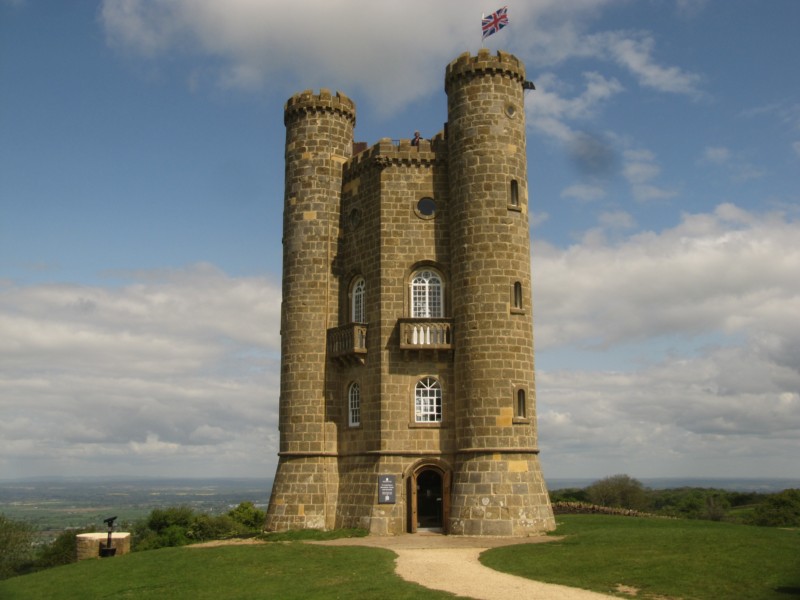 Broadway Tower 4